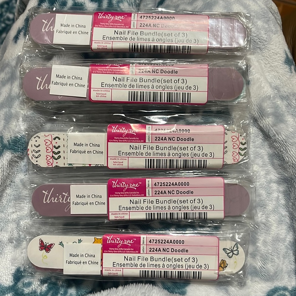 5 Sets of 3 New in Packages. ThirtyOne Nail files